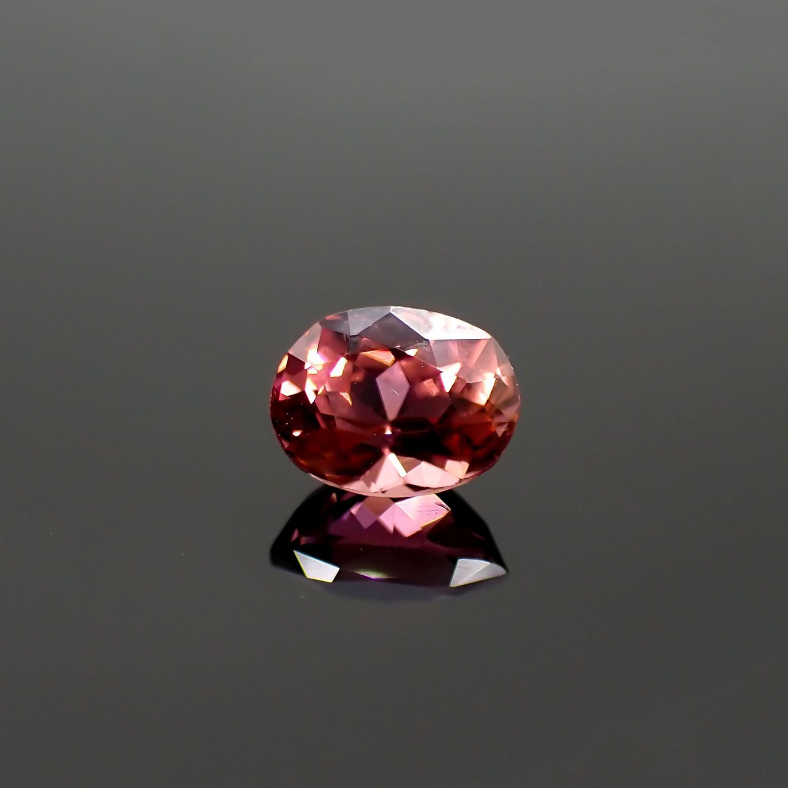 ローズピンクトルマリン(宝石名ピンク・トルマリン)ブラジル/アフリカ産 1.03ct 識別済[220114869]7x5.5mm前後
