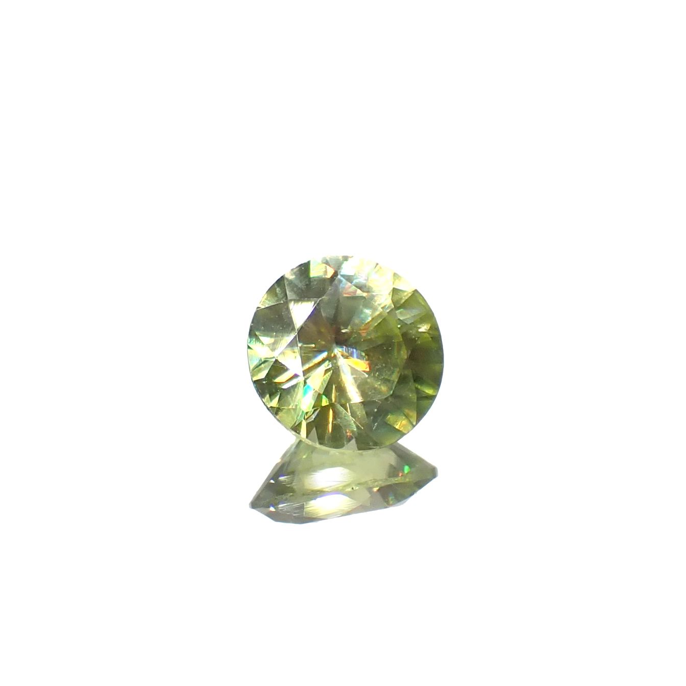 スフェーン(宝石名スフェーン)マダガスカル産 0.781ct ソ付(彩珠)[220817249]6x5.9mm前後