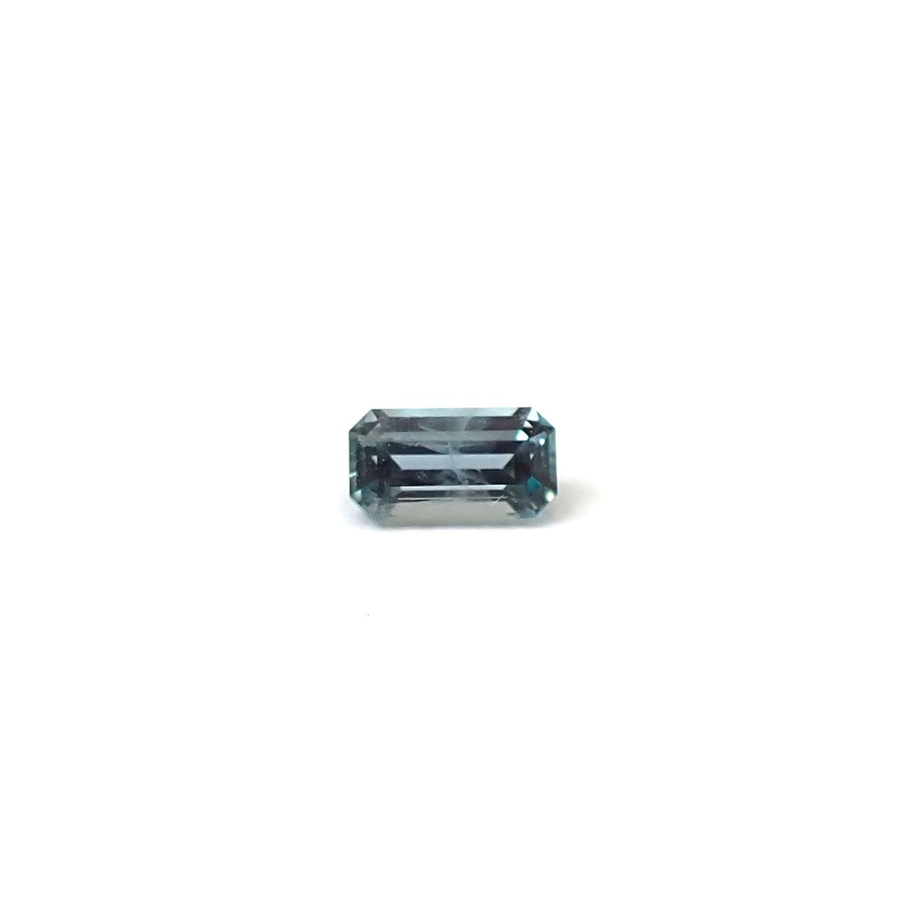 アレキサンドライト ロシア産 0.16ct / 4.1x2.2mm前後 [260532147]