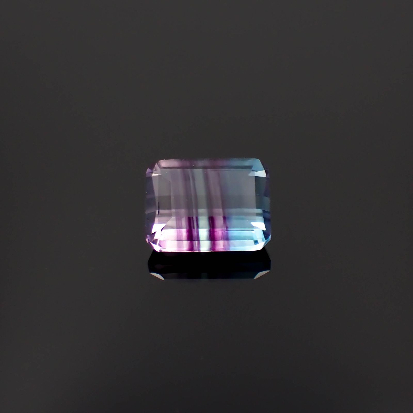 パーティカラーフローライト ブラジル産 2.64ct[230421756]9x7mm前後