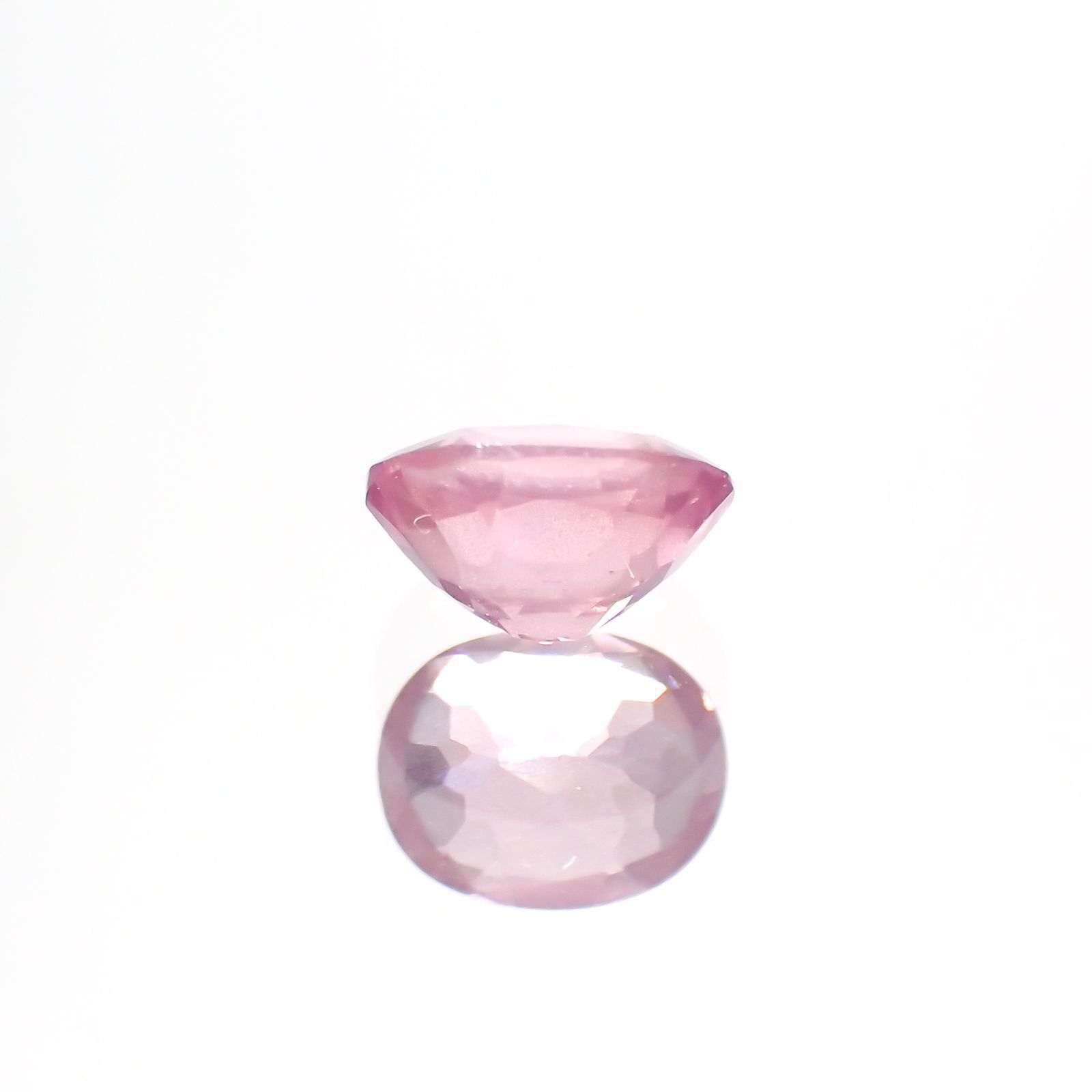 シルキーピンクスピネル(宝石名ピンク・スピネル) タンザニア産 0.52ct 識別済[240212907]5.5×4.2mm前後