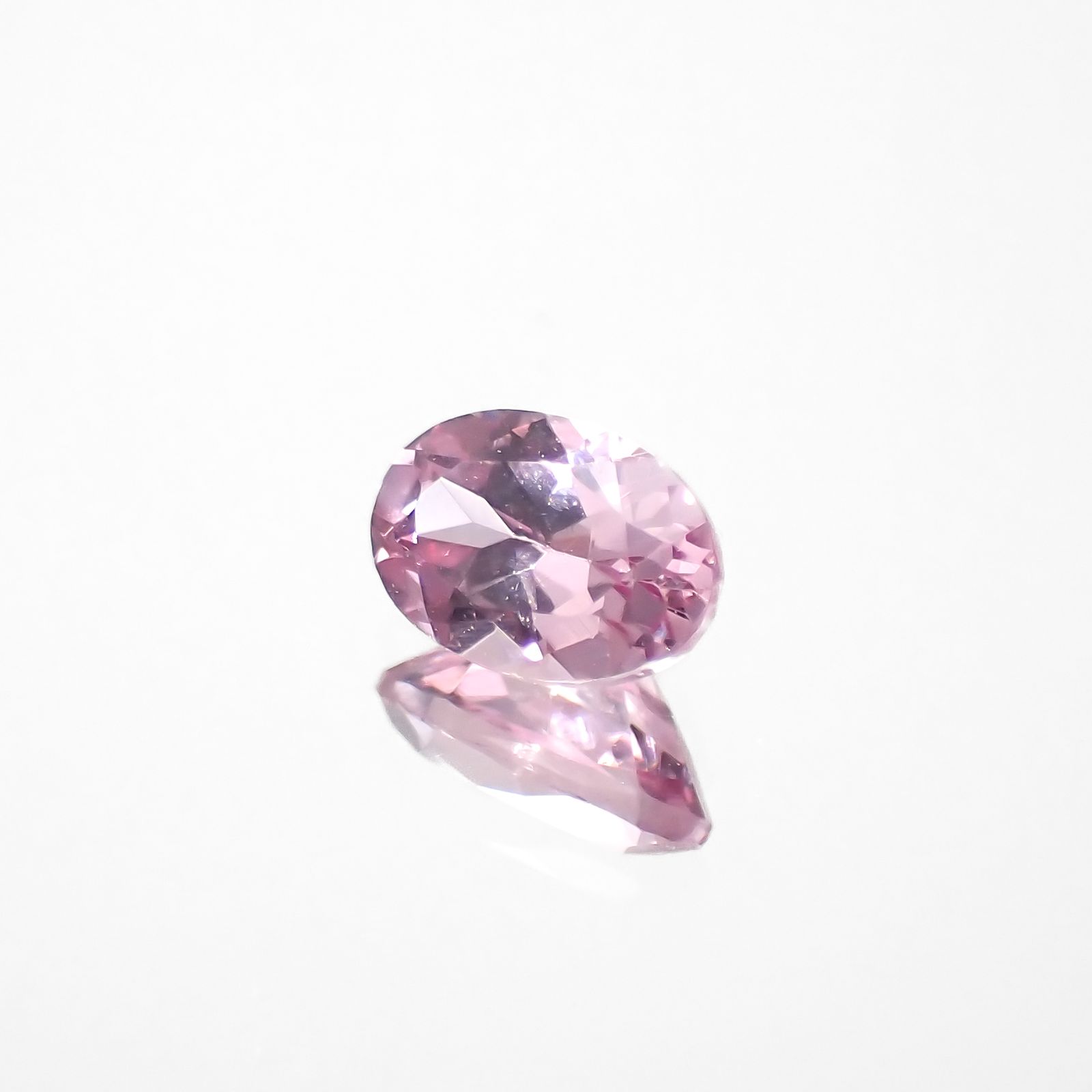 ドラゴンガーネット タンザニア産 0.60ct[230421454]5.8x4.1mm前後