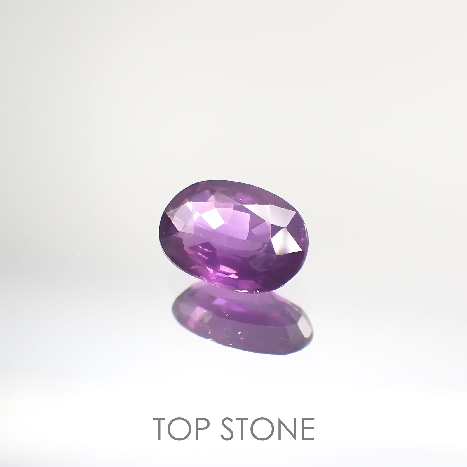 バイカラーサファイア(宝石名バイカラー・サファイア) マダガスカル/タンザニア産 0.81ct 識別済[210812483]6.8×4.6mm前後