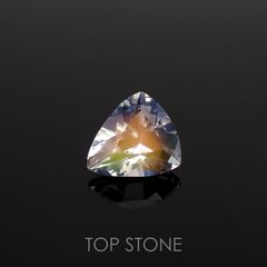 レインボームーンストーン(宝石名ラブラドライト)マダガスカル産 0.36ct 識別済[230119740]5.2x4.5mm前後