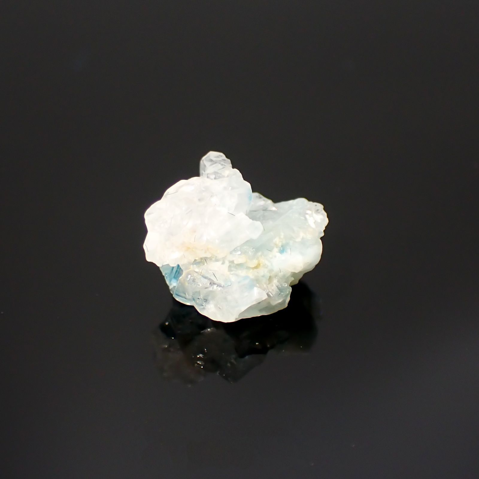 ユークレース 原石 ブラジル産 2.98ct[220515760]10.3x9.1mm前後