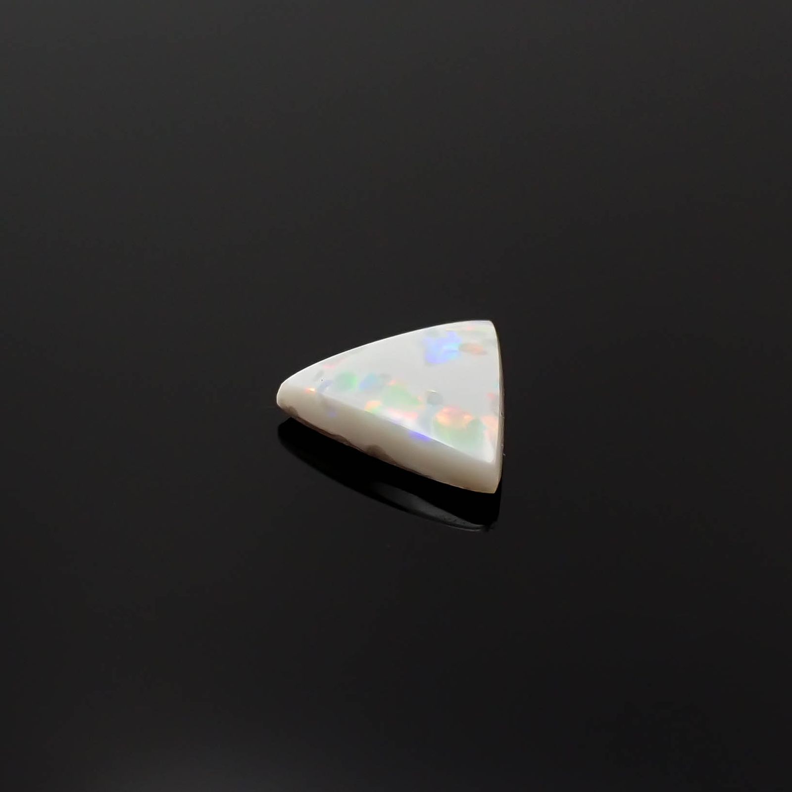 オパール オーストラリア産 0.34ct[240326650]6.7x6.1mm前後