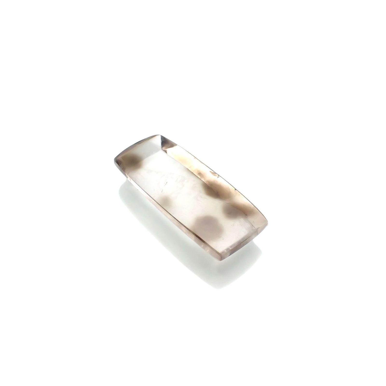 ダルメシアンクォーツ(宝石名ラジエーション・ダメージ・クォーツ) ブラジル産 識別済 14.05ct / 25x10.8mm前後 [210812887]