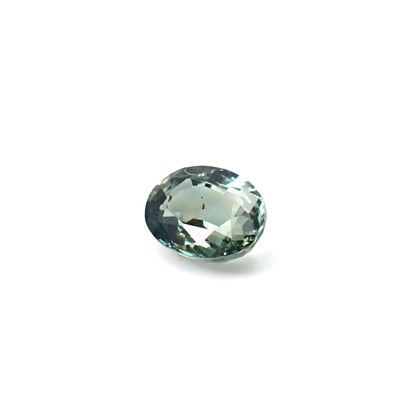 サファイア(宝石名サファイア) マダガスカル/スリランカ産 ソ付(彩珠) 1.617ct / 7.9x6mm前後 [260112479]