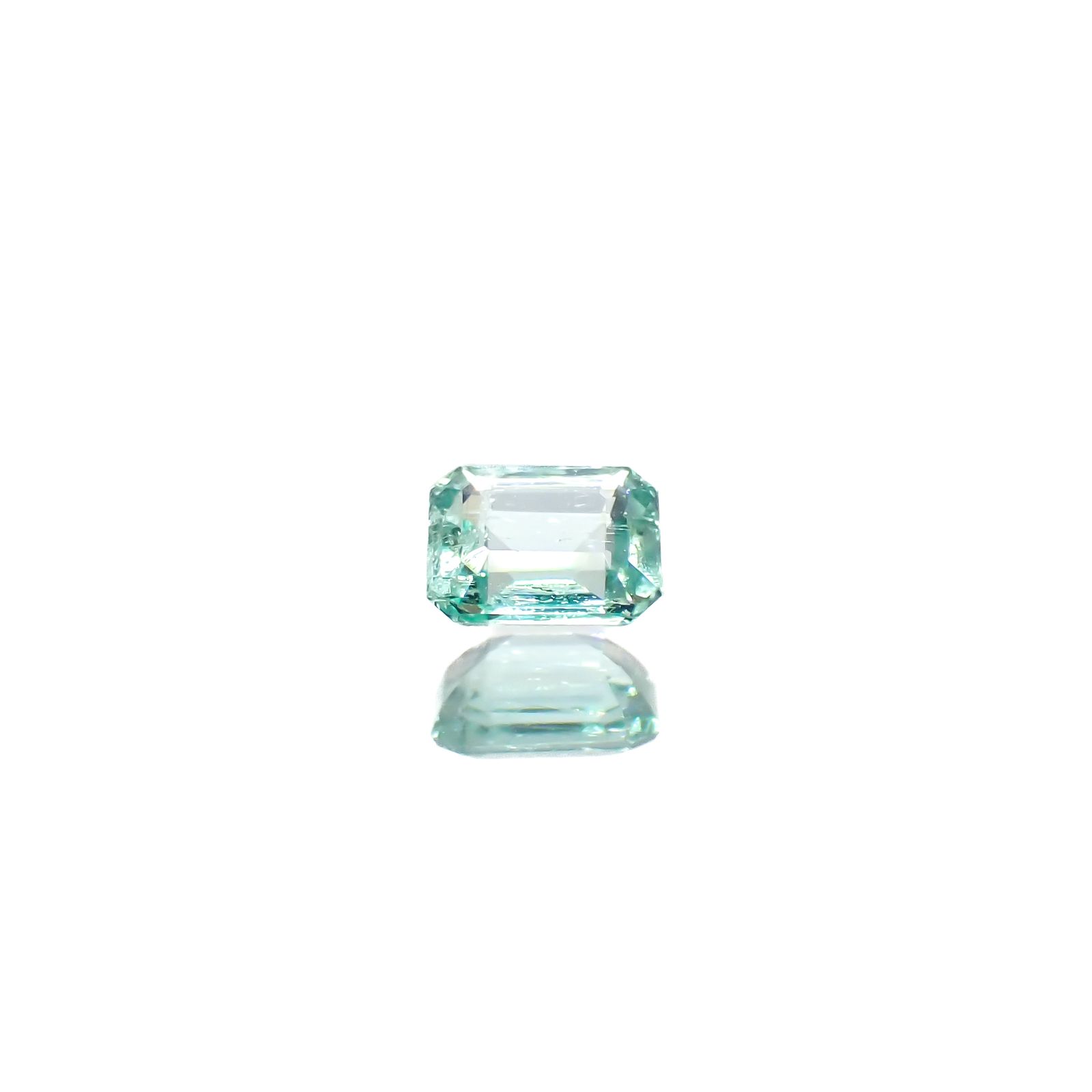 パステルカラーエメラルド コロンビア産 0.15ct[240225952]3.5x2.8mm前後