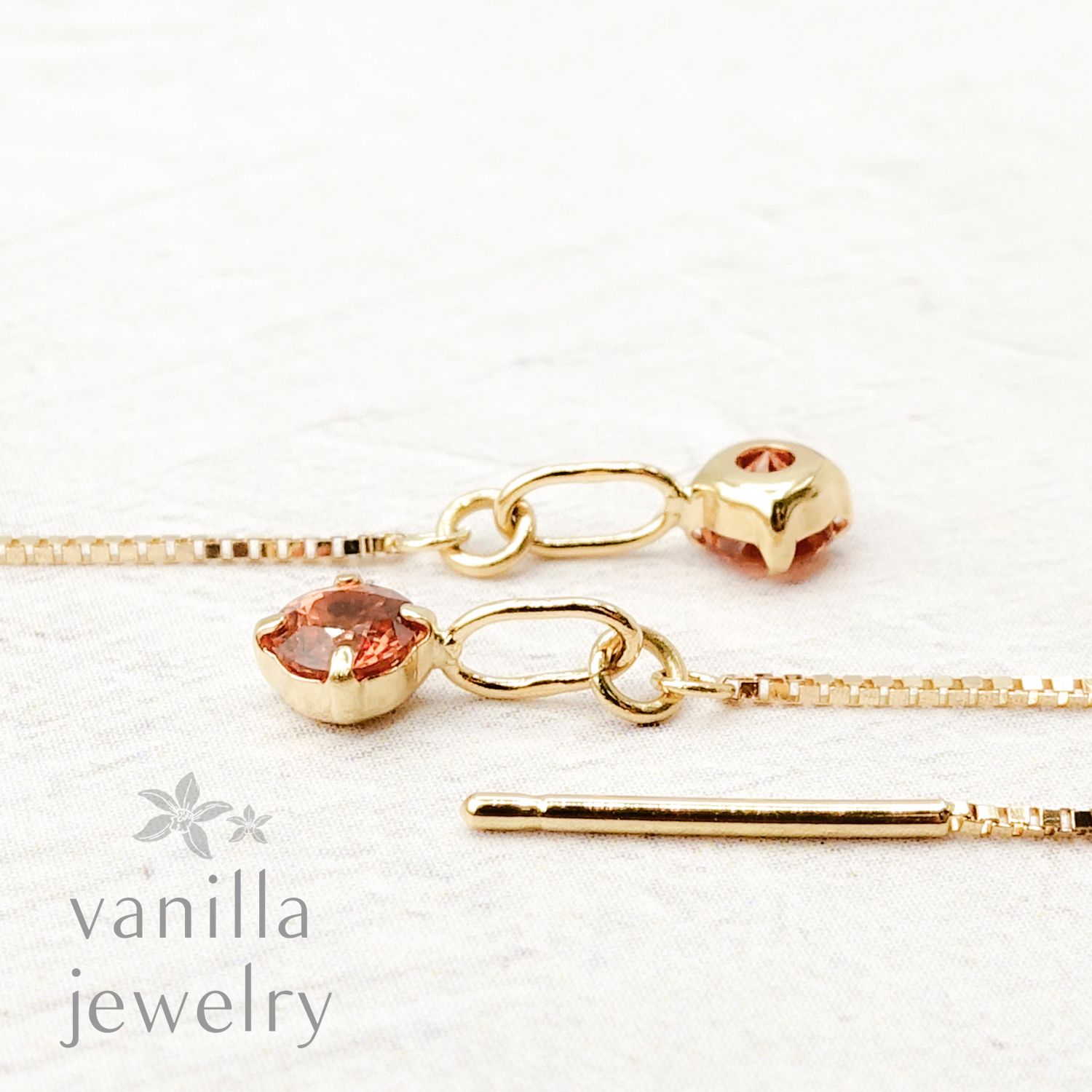 ついに再販開始！】 vanilla jewelry カイヤナイト 18K ピアス ピアス