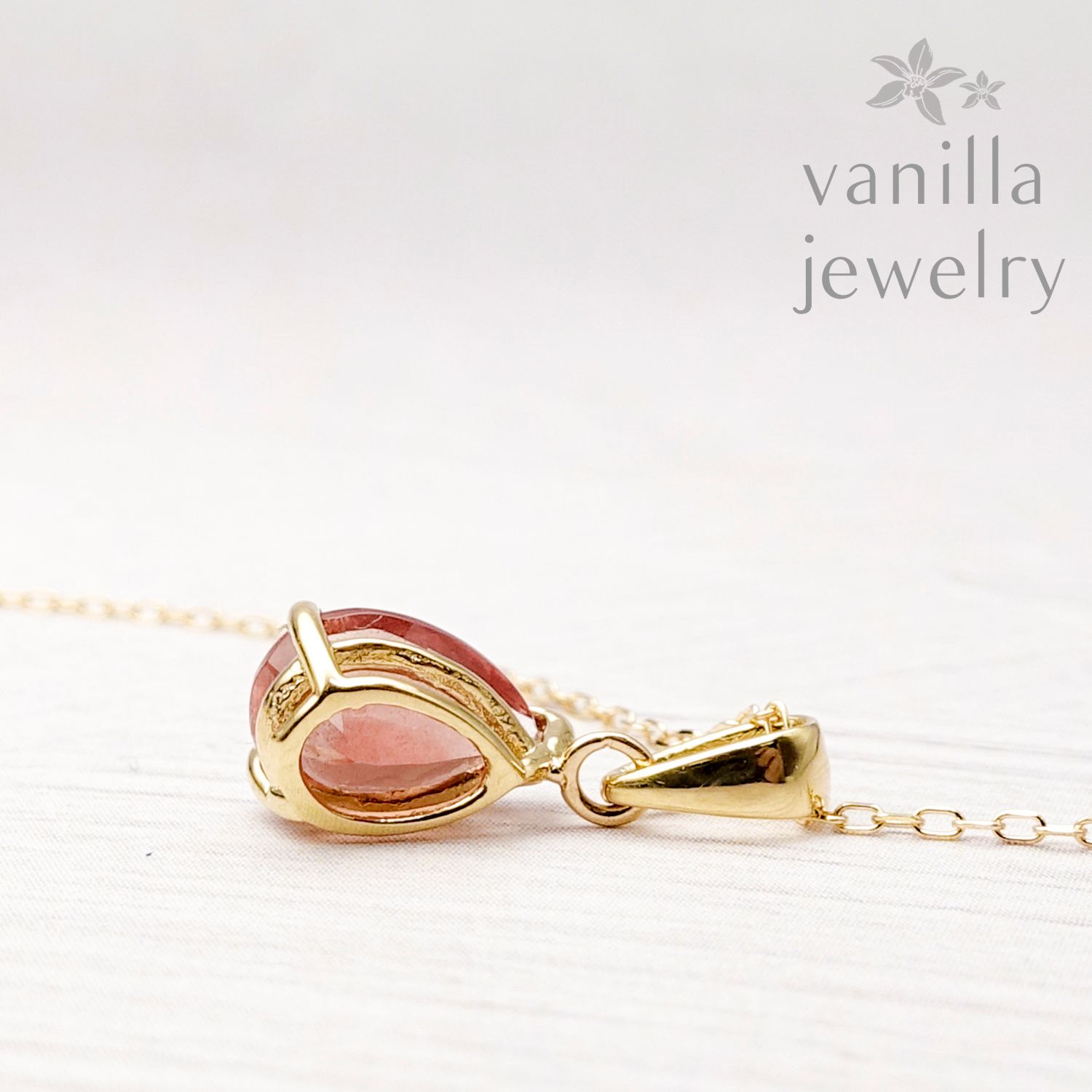 Chelice (シェリス) オレゴンサンストーン 3.02ct K18ネックレス [7714]★今だけ！40cmチェーン→「スライドピンチェーン」にグレードアップしてお届け！★