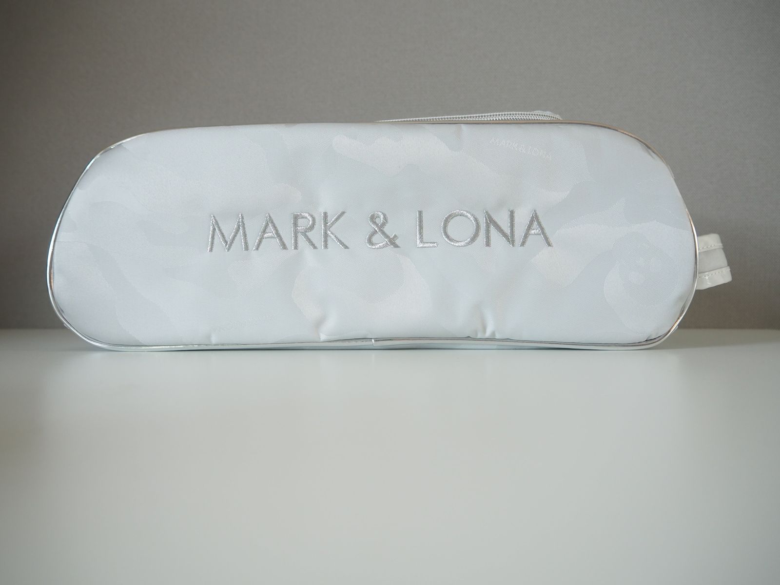 MARK&LONA - シューズケース | ライトグレー | ユニセックス
