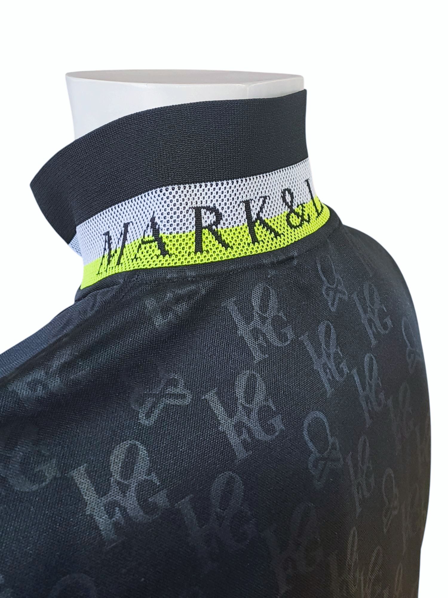 Ever Monogram Embossed Polo | ポロシャツ | ブラック | メンズ | ゴルフウェア
