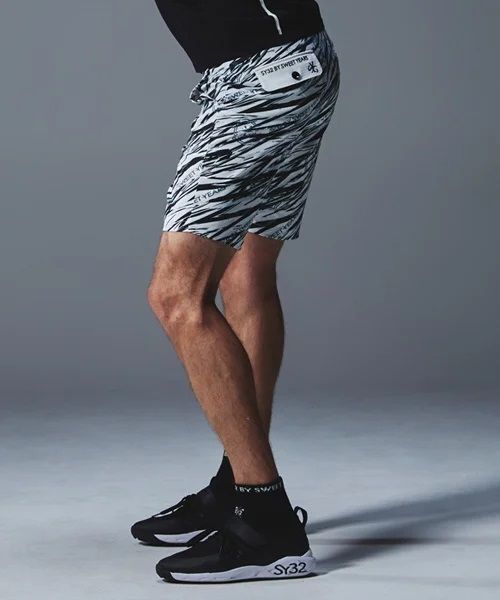 DRY STRETCH CHIDORI GRAPHIC SHORTS | ショートパンツ | ホワイト | メンズ | ゴルフウェア