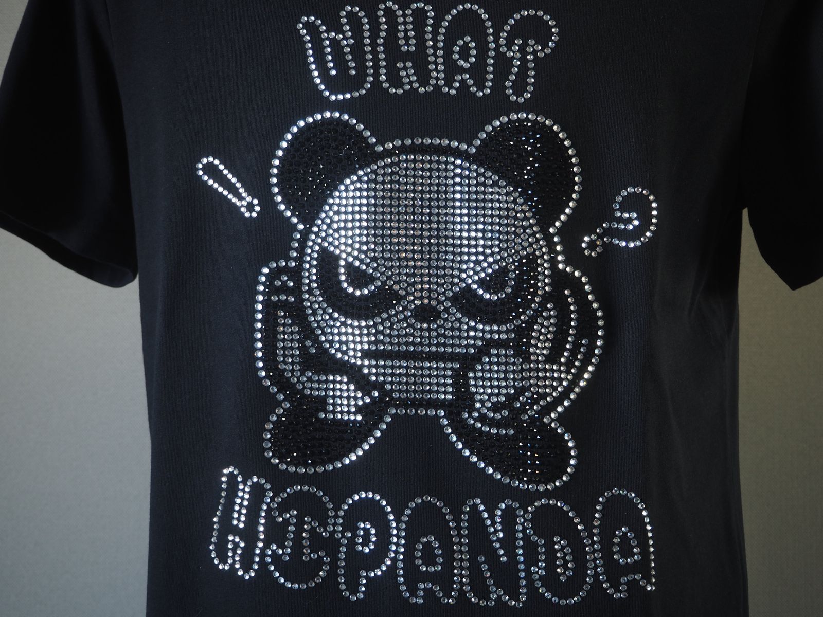 MEN’S WHAT'S HIPANDA RHINESTONE T-SHIRT | Tシャツ | ブラック | メンズ