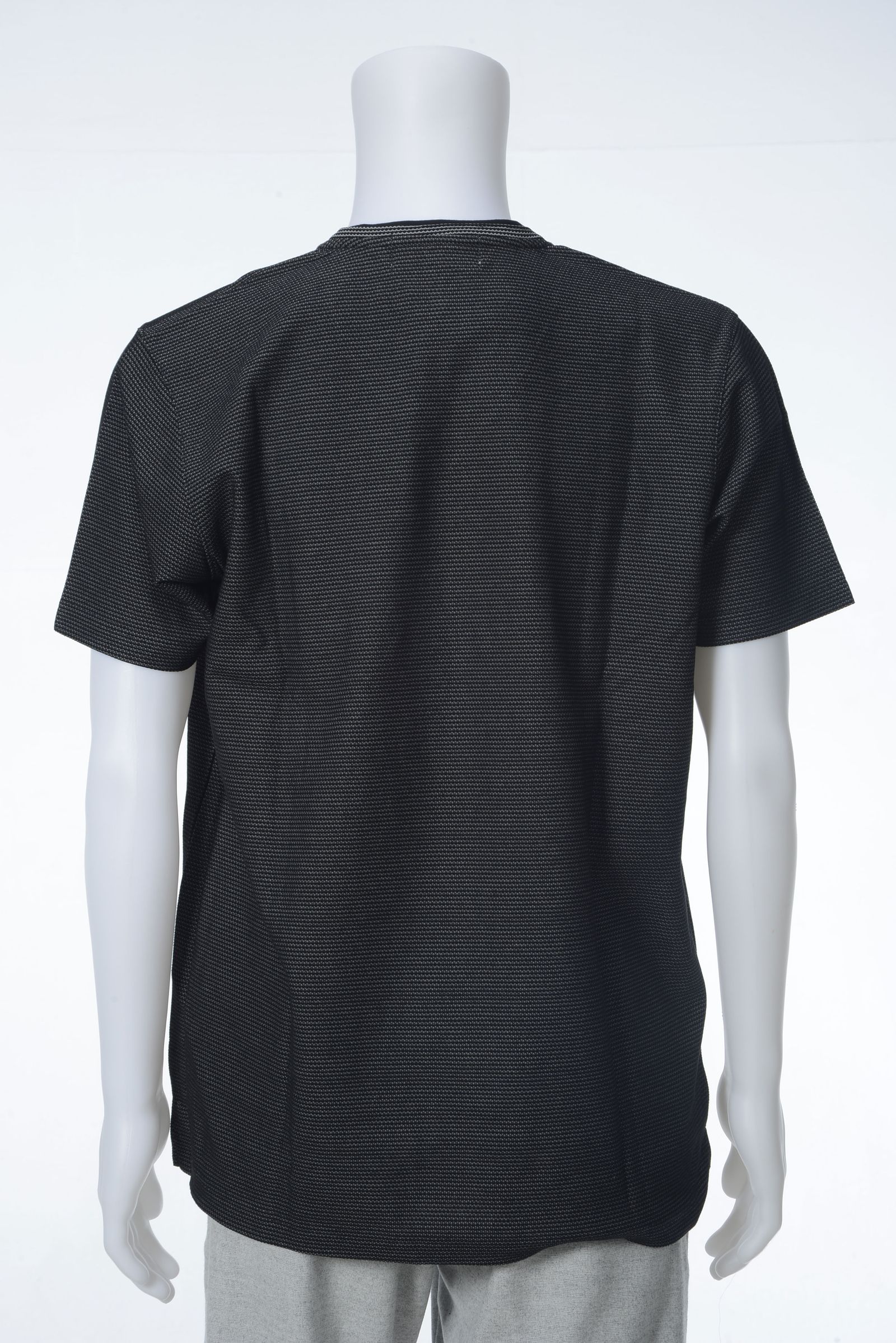 VネックTシャツ | ブラック | メンズ