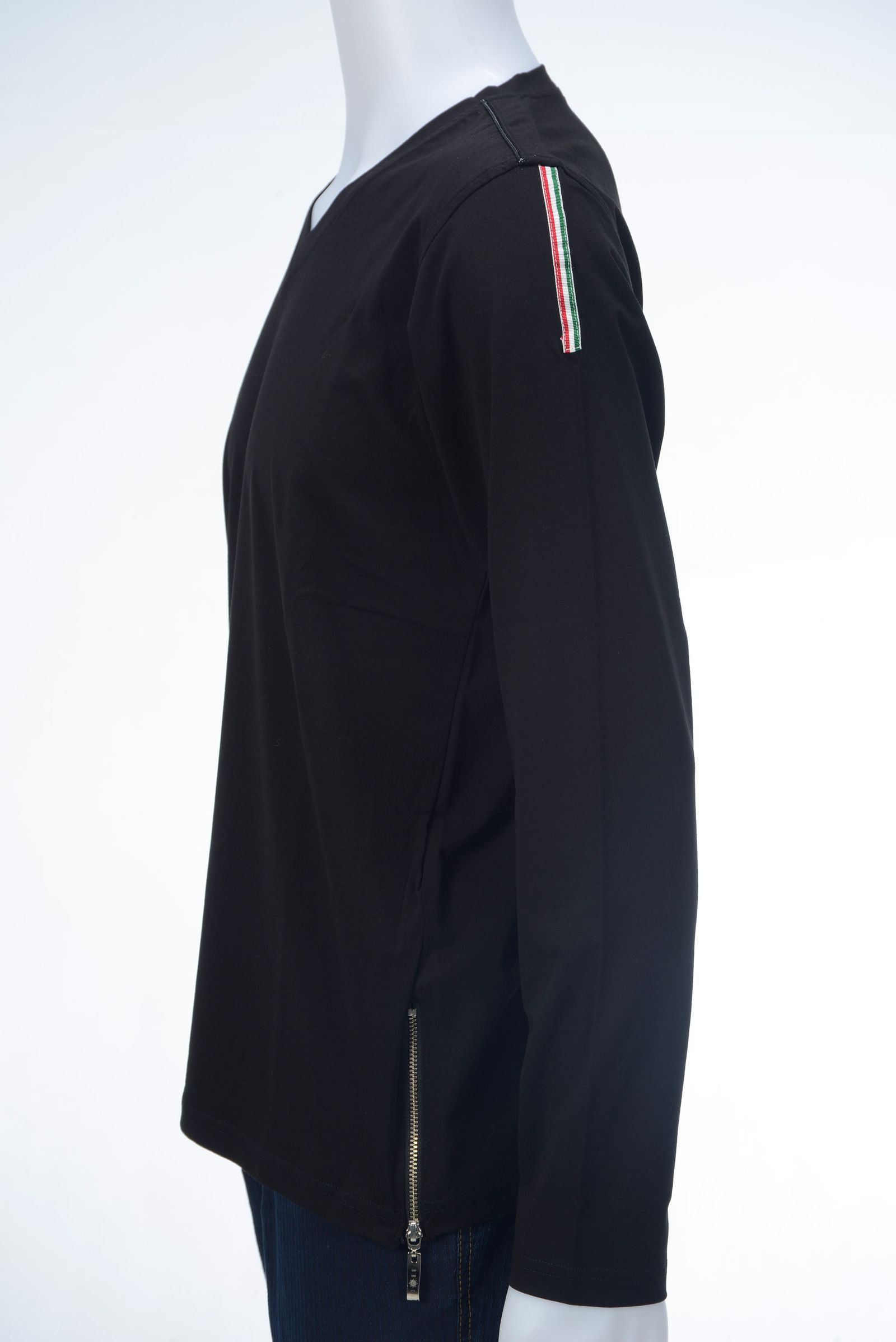 VネックTシャツ | ブラック | メンズ