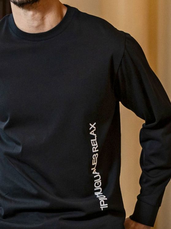 バーチカルエンブロイディーロングTシャツ | Tシャツ | ブラック | メンズ