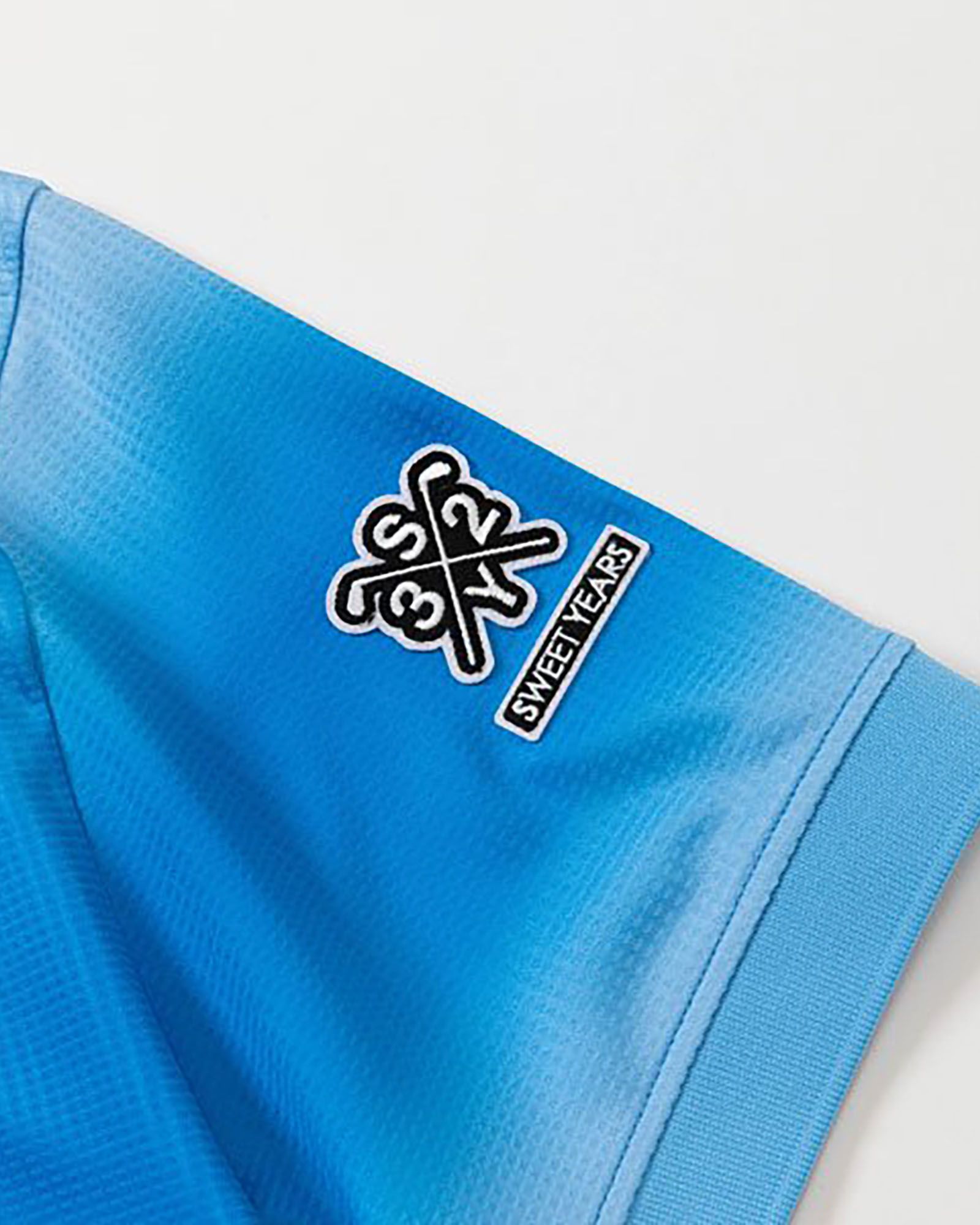 SY32 by SWEET YEARS - BACK GRAPHIC POLO | ポロシャツ