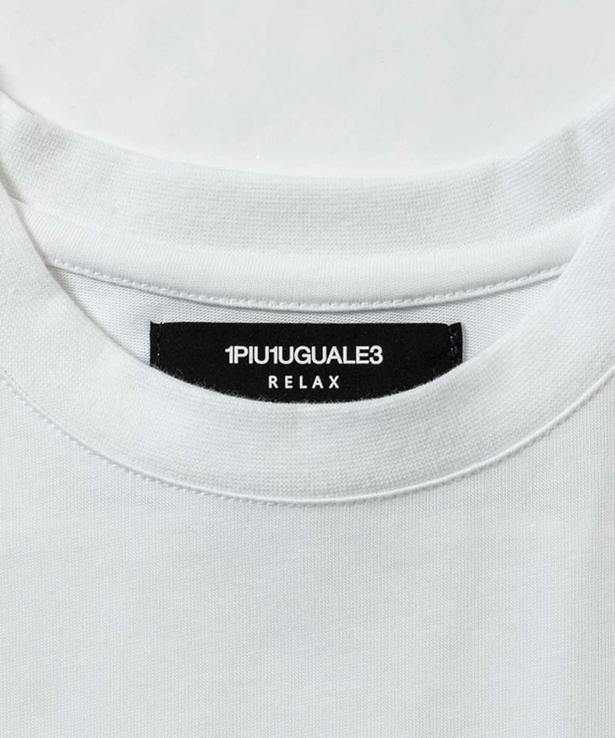 1PIU1UGUALE3 RELAX - ラインストーンサイドロゴ半袖Tシャツ | T