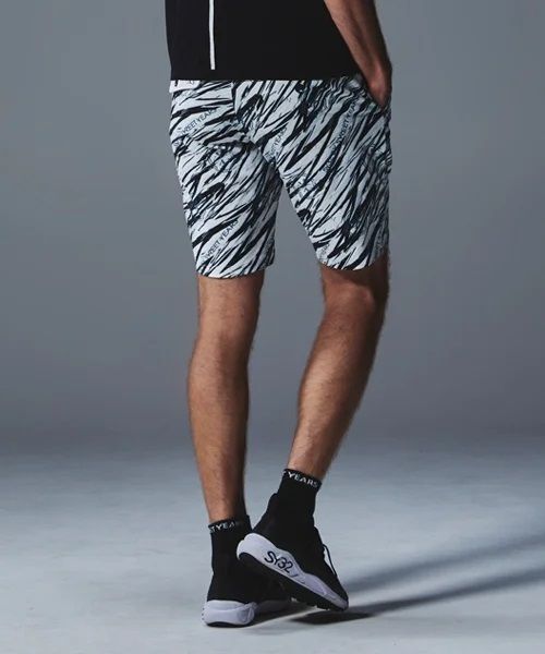 DRY STRETCH CHIDORI GRAPHIC SHORTS | ショートパンツ | ホワイト | メンズ | ゴルフウェア