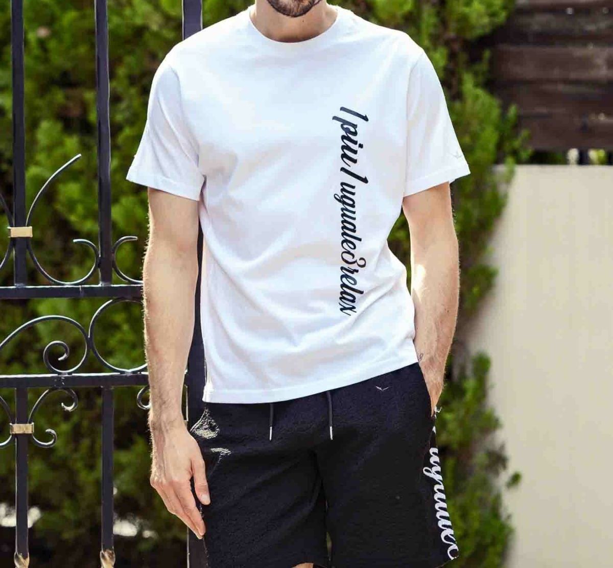 縦ロゴ半袖Tシャツ | Tシャツ | ホワイト | メンズ