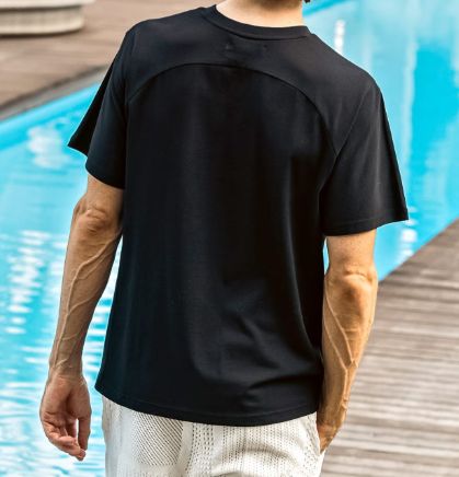 エンボスロゴ半袖Tシャツ | Tシャツ | ブラック | メンズ