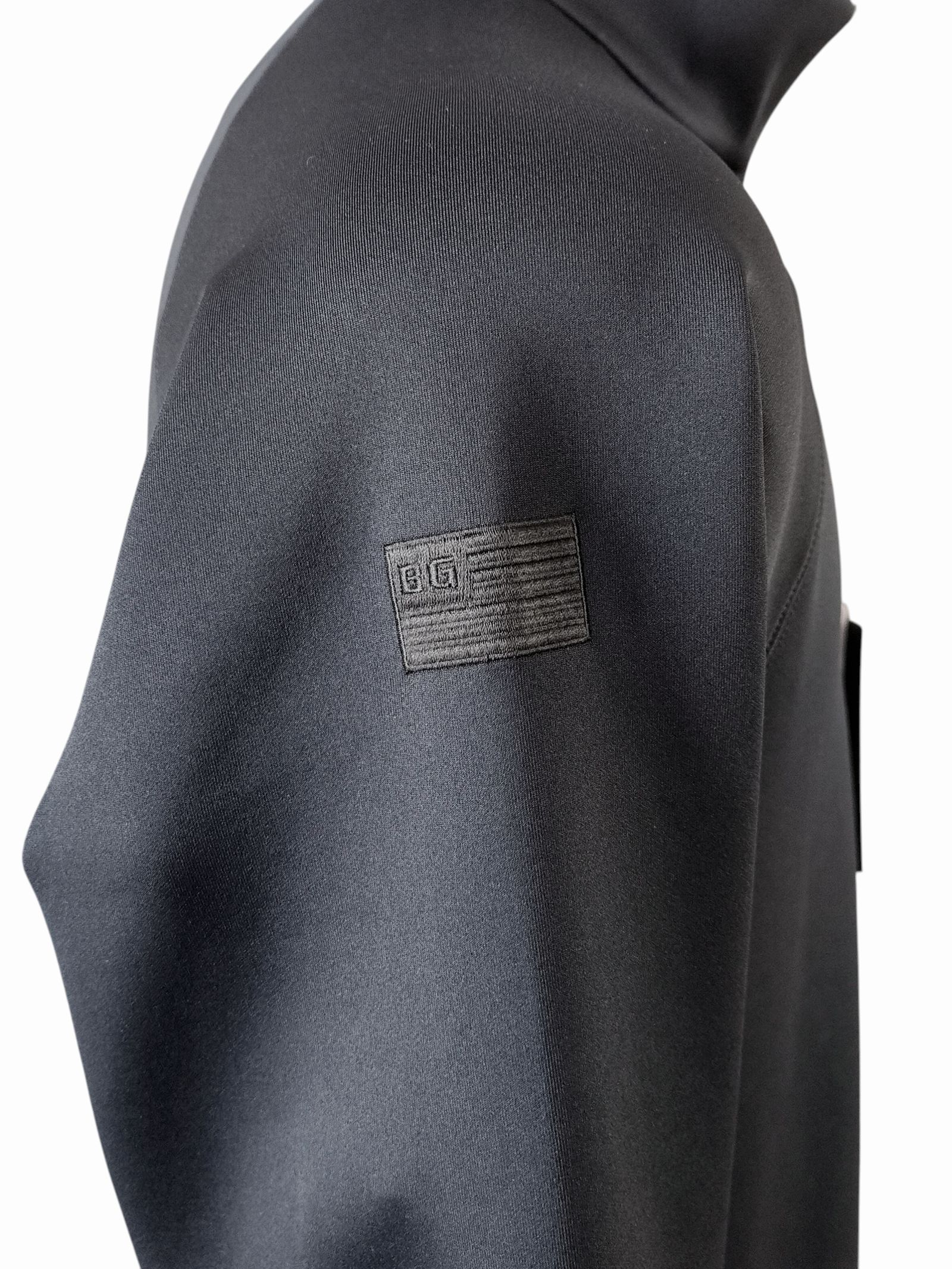 MEN’S 3D LOGO HALFZIP TOP | トレーナー | ブラック | メンズ | ゴルフウェア