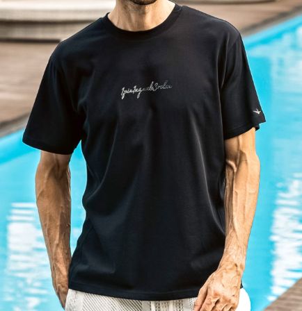 エンボスロゴ半袖Tシャツ | Tシャツ | ブラック | メンズ
