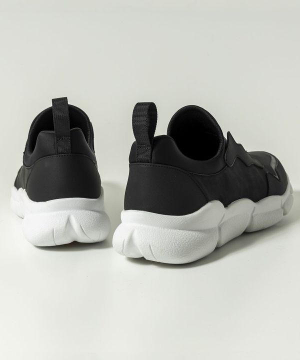 Vibramソールダッドスニーカー | ブラック×ホワイト | メンズ
