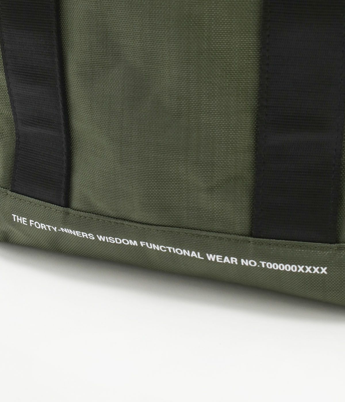 NYLON TOTE BAG SMALL | トートバッグ | ユニセックス | カーキ | ゴルフ