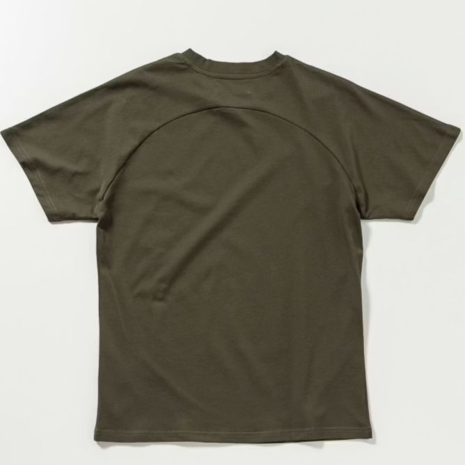 バーチカルエンブロイディー半袖Tシャツ | Tシャツ | カーキ | メンズ