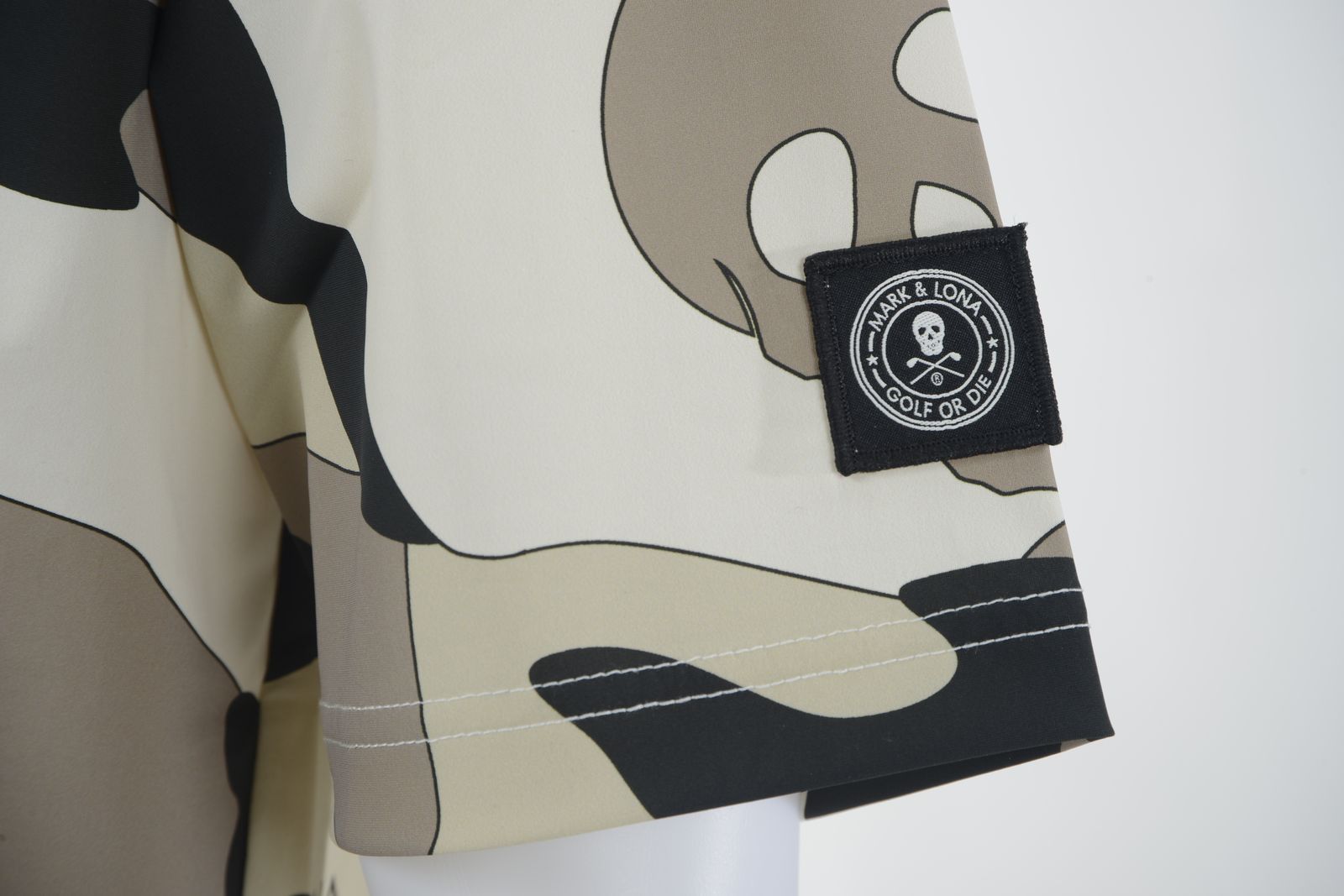 MARK & LONA 迷彩柄 ゴルフシャツ サイズ50 MARK&LONA - Milo Camo Tee | モックネック | 半袖Tシャツ