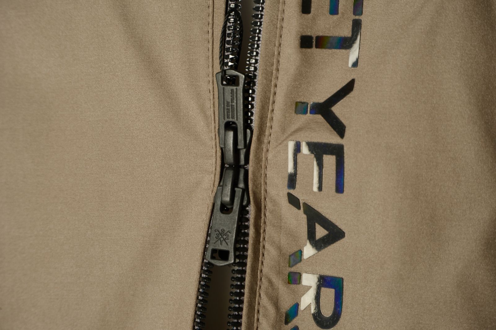 STRETCH HIGH GAUGE WIND JACKET | ウインドジャケット | ブルゾン | メンズ | ベージュ | ゴルフウェア |