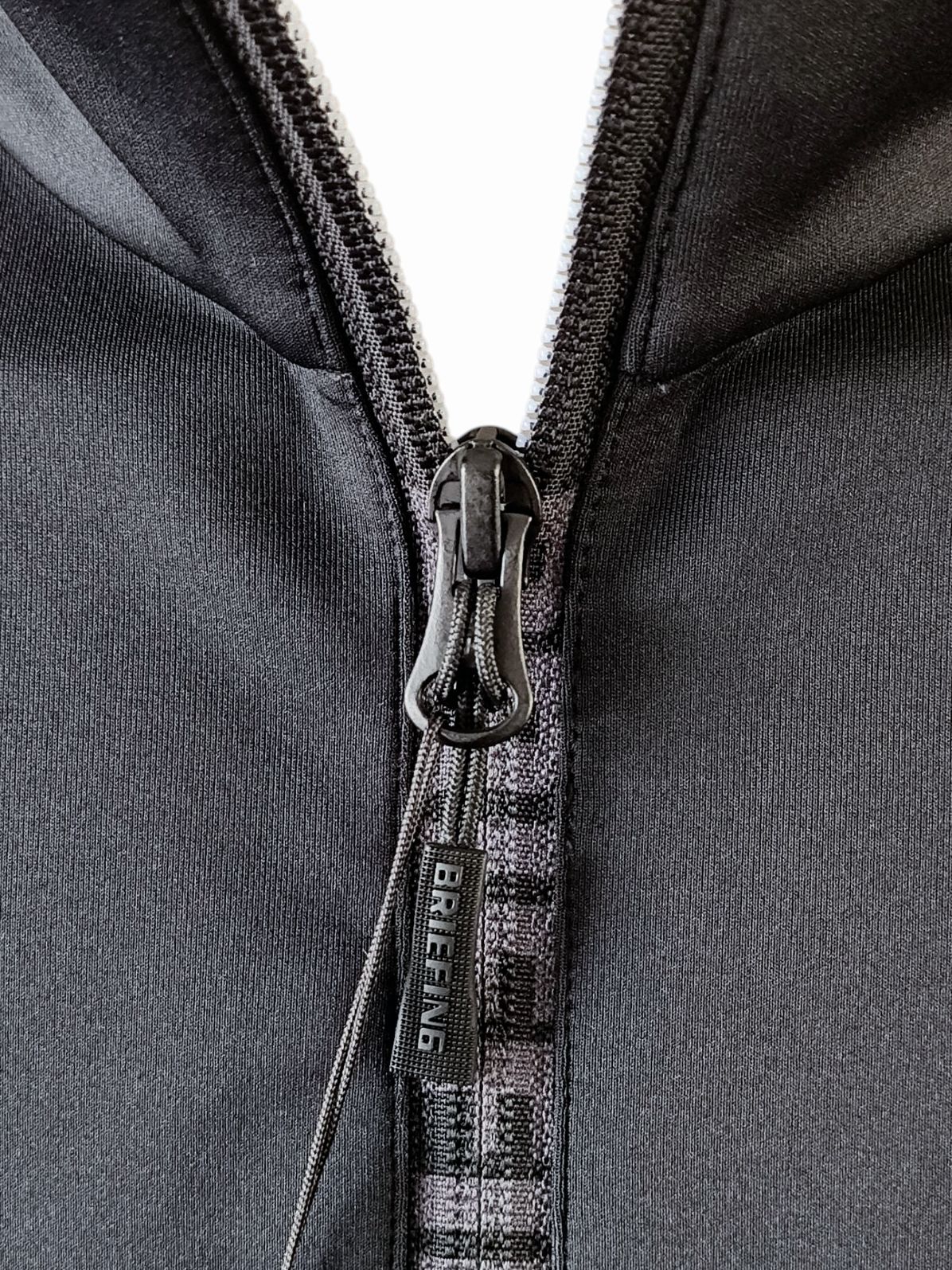 MEN’S 3D LOGO HALFZIP TOP | トレーナー | ブラック | メンズ | ゴルフウェア