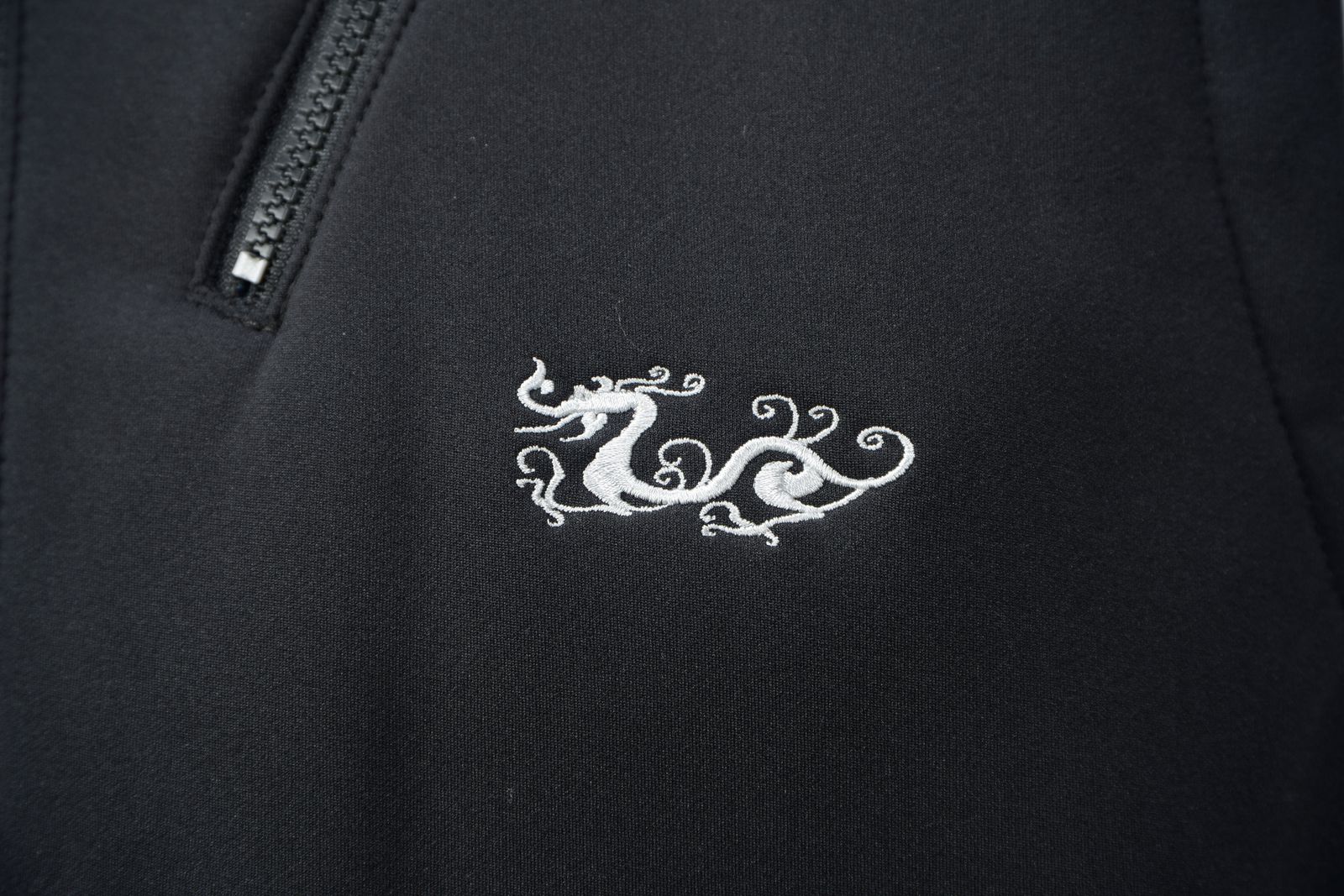 DANCE WITH DRAGON★新品★BACKマルチボーダーベスト DANCE WITH DRAGON☆新品☆BACKマルチボーダーベスト