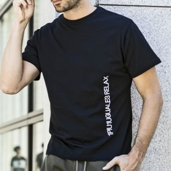 バーチカルエンブロイディー半袖Tシャツ | Tシャツ | ブラック | メンズ