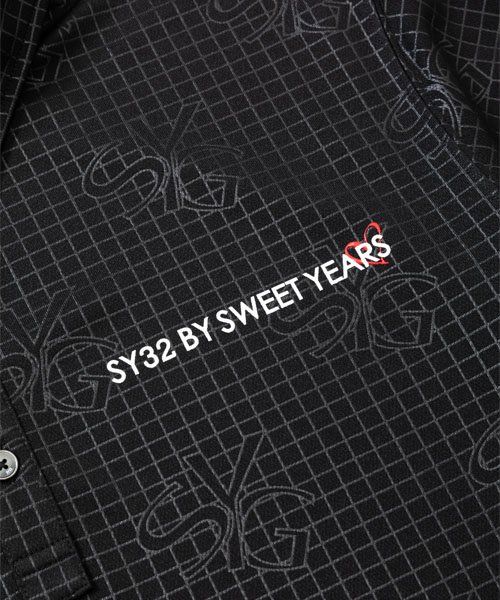 SYG GRAPHIC EMBOSS POLO | ポロシャツ | ブラック | メンズ | ゴルフウェア