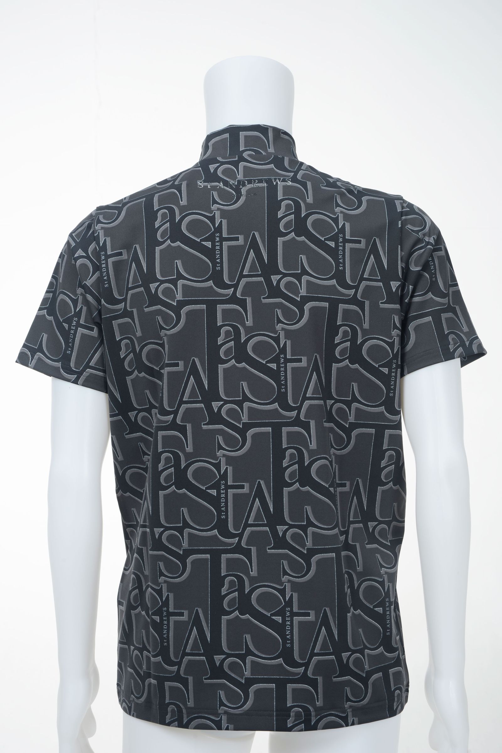 STAミックスロゴラメプリント半袖ハイネックカットソー (MENS) | モックネック Tシャツ | メンズ ゴルフウェア | BLACK ブラック (010)