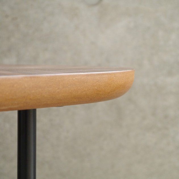 AB Living table