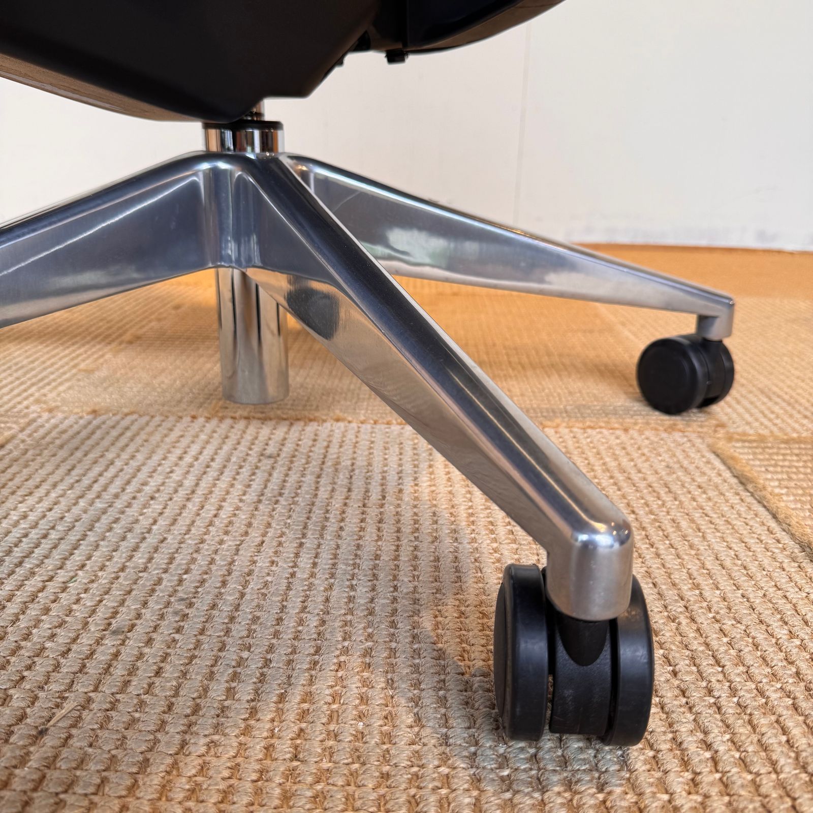 season57-1 / オフィスチェアAIR A-03E (ブラック)