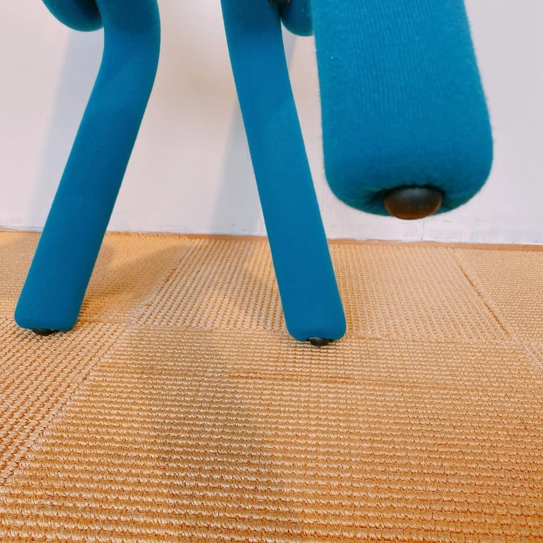 season30-2 / Mustache Chair / turquoise blue