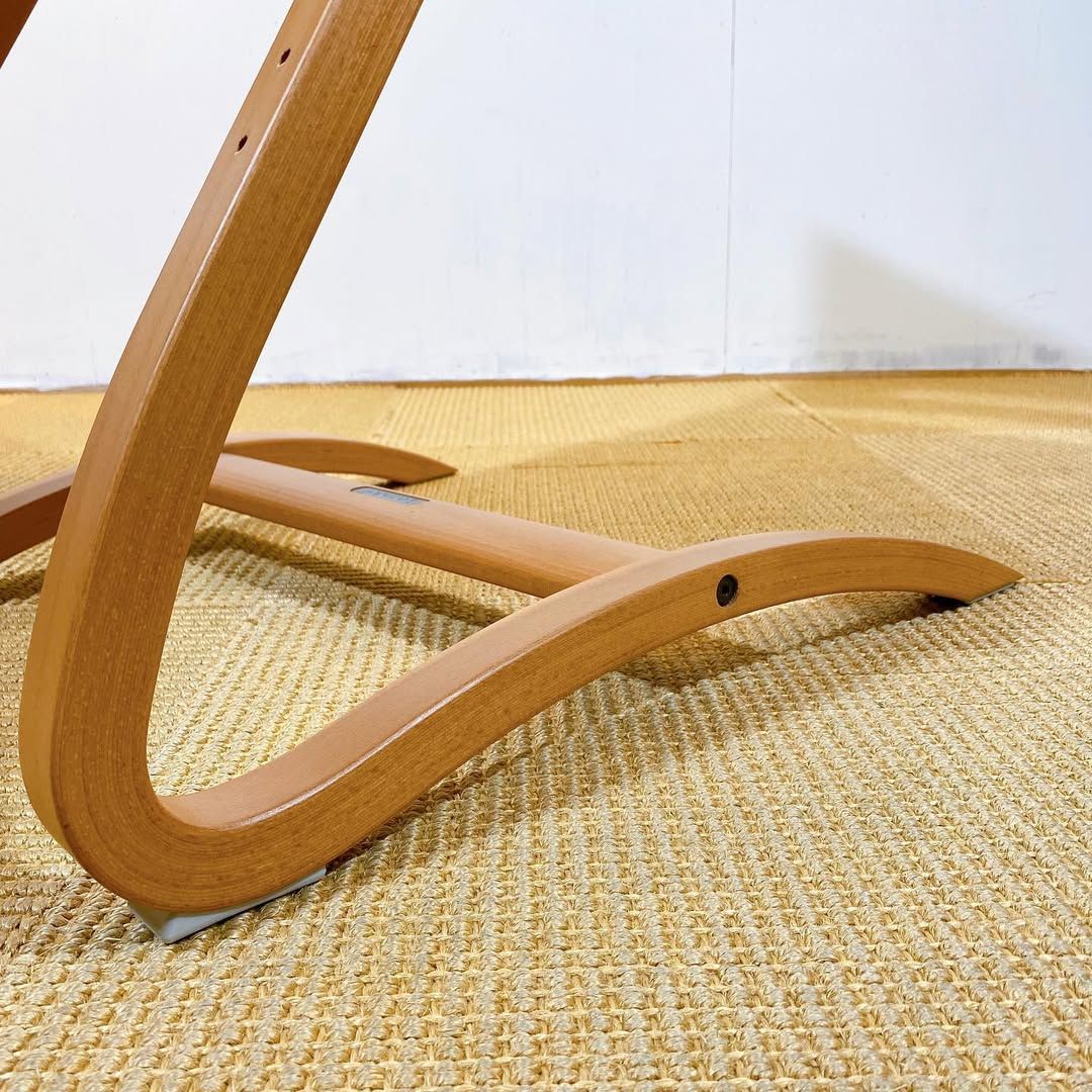 season14-4 / Leander High Chair