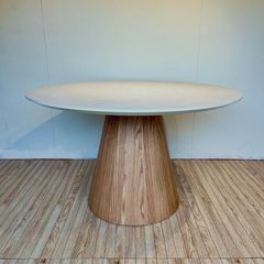 【カスタム可能】Marea Dining Table / メラミン天板（φ1000） / 円脚突板（OAK）