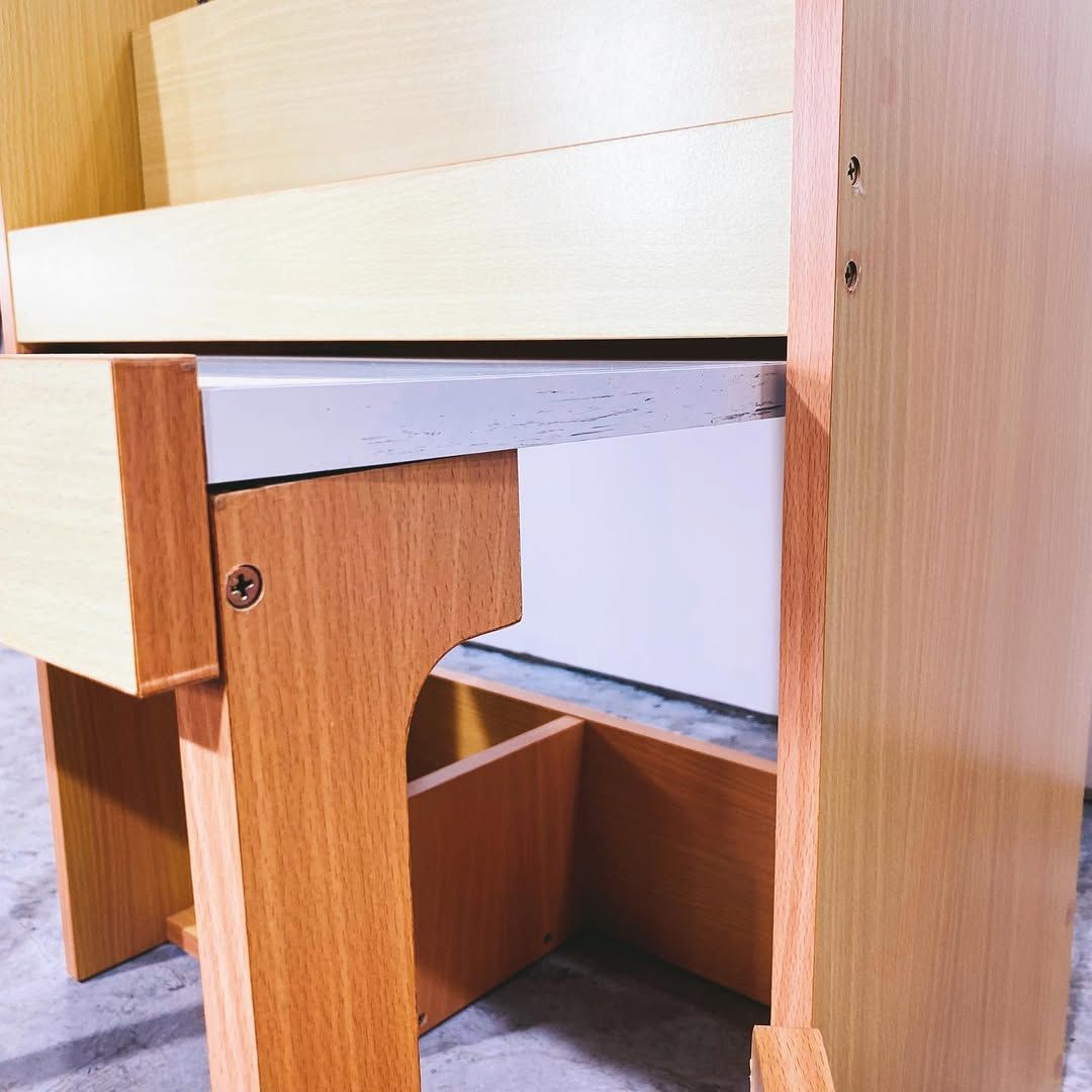season6-3 / Kids desk