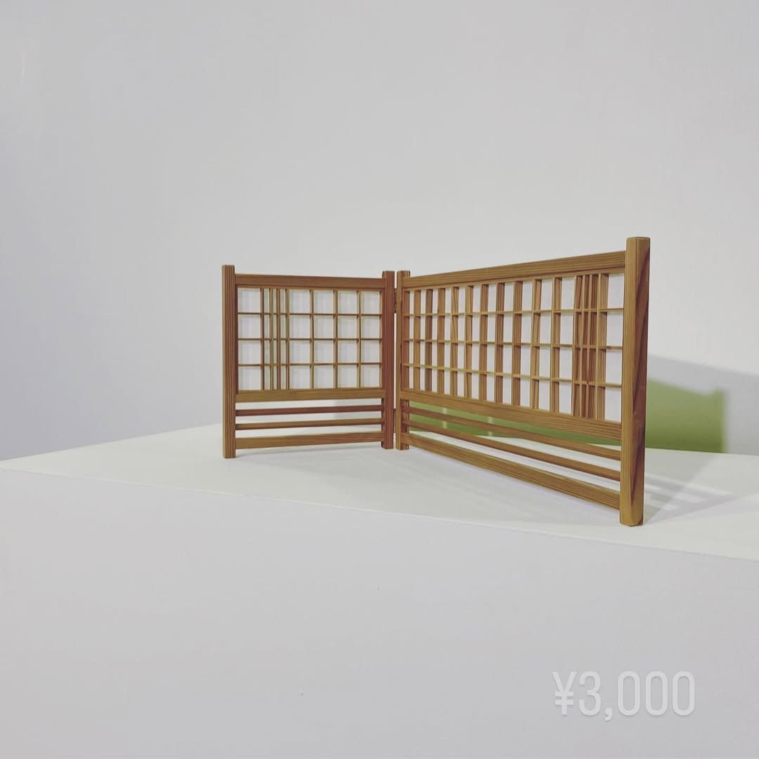 season2-4 / 卓上屏風 格子