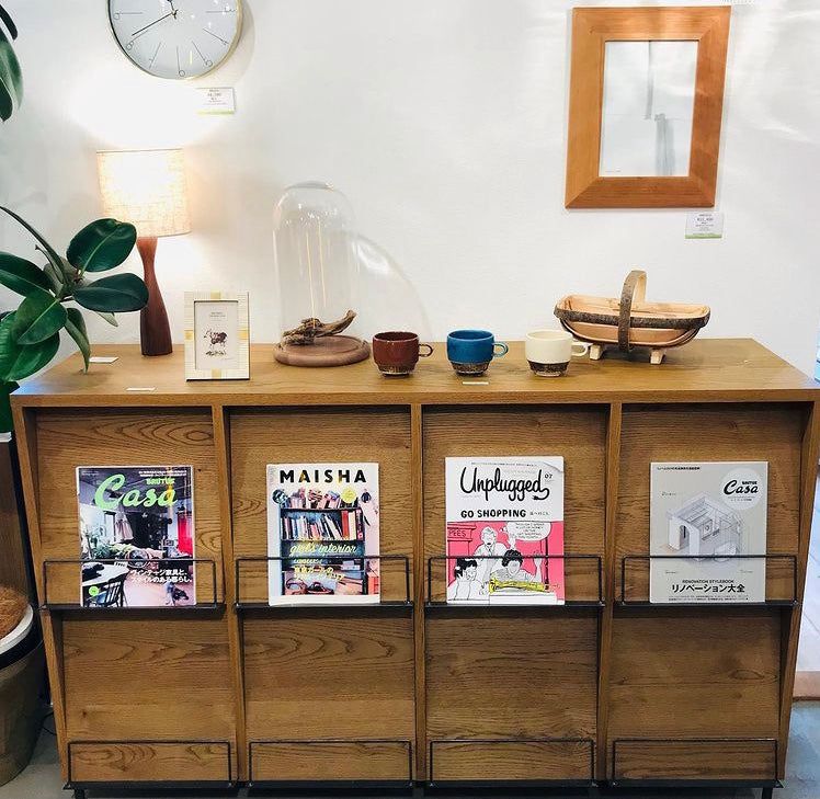cadeal record rack