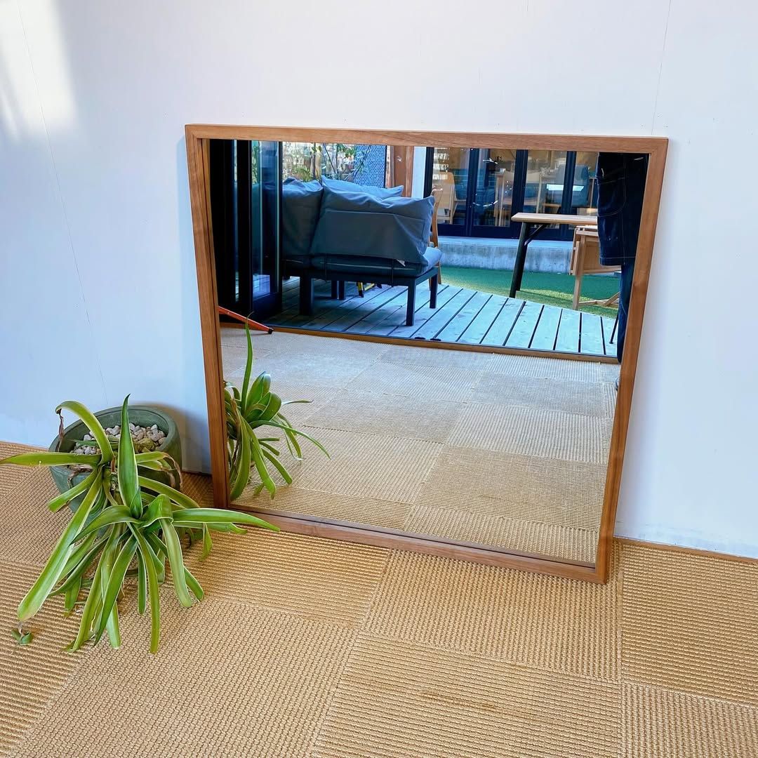 season37-1 / Mirror
