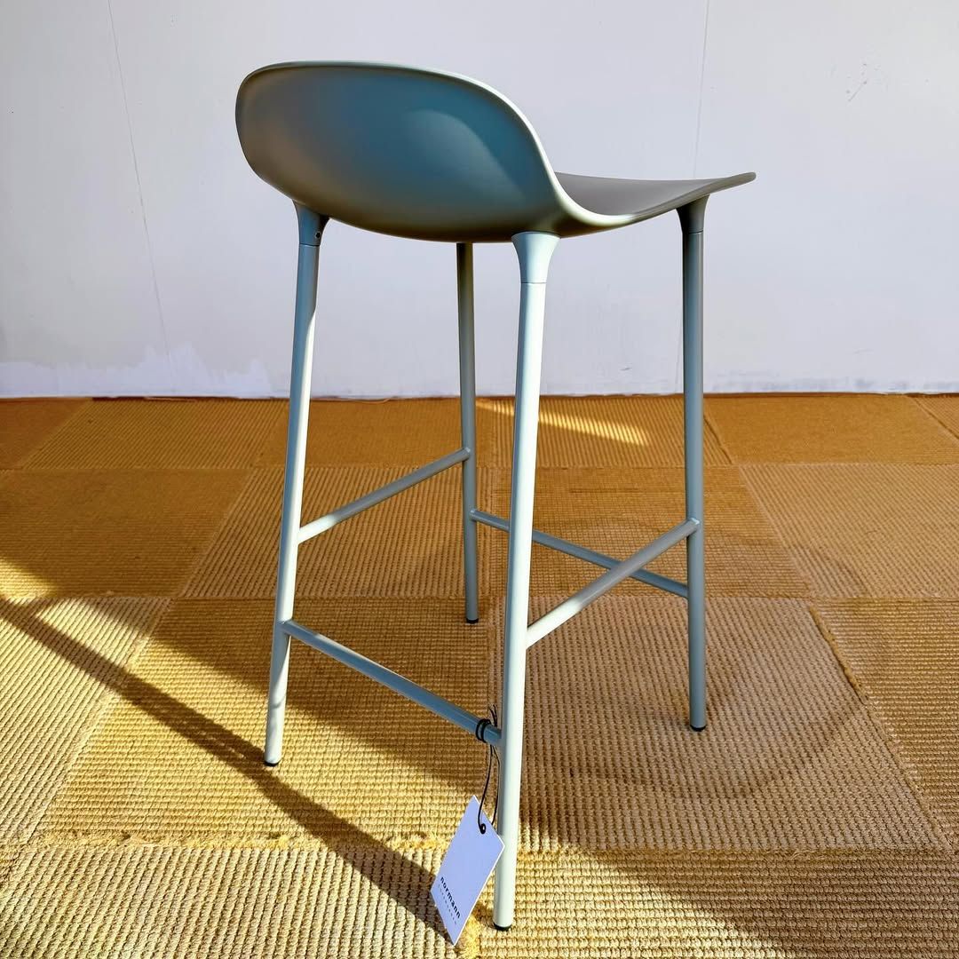 season45-7 / ハイスツール / Form barstool(Normann Copenhagen)
