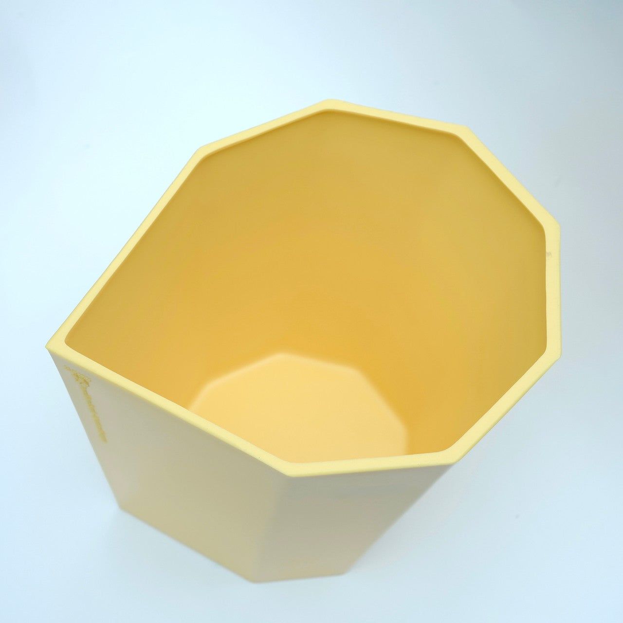 Arnold Stool
